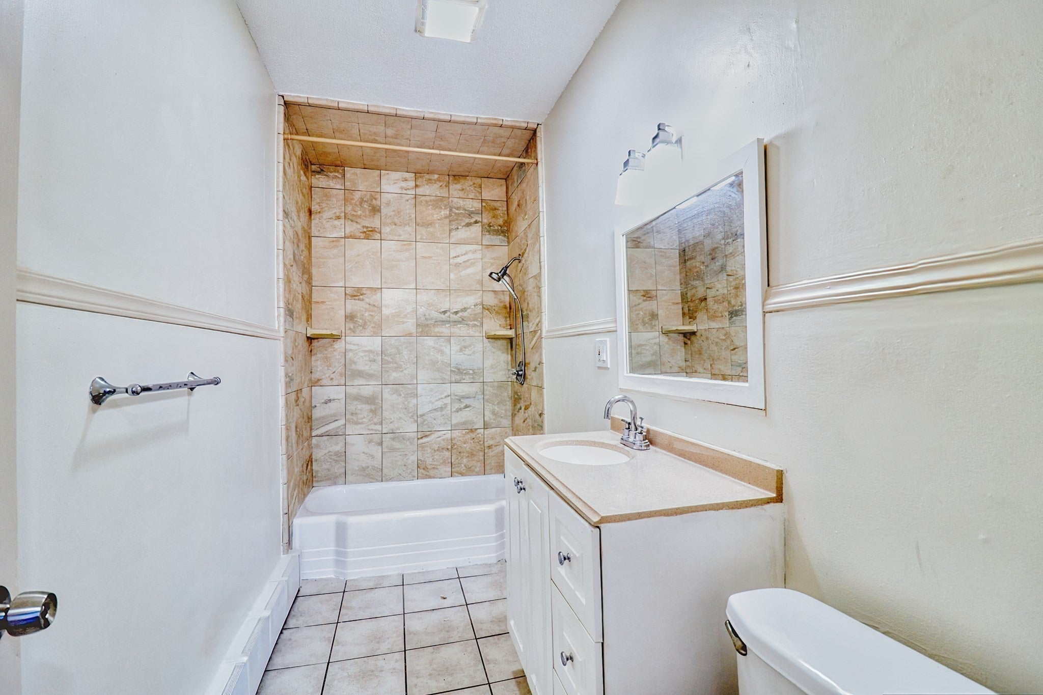 267 Ames Street #2, Lawrence, MA Photo #4