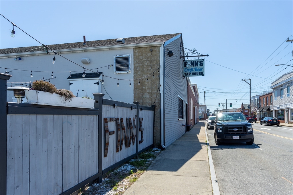 334 Main St