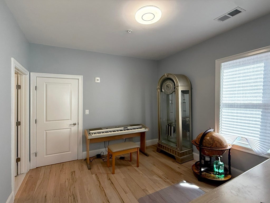 7 Waumbeck St #3, Boston, MA Photo #4