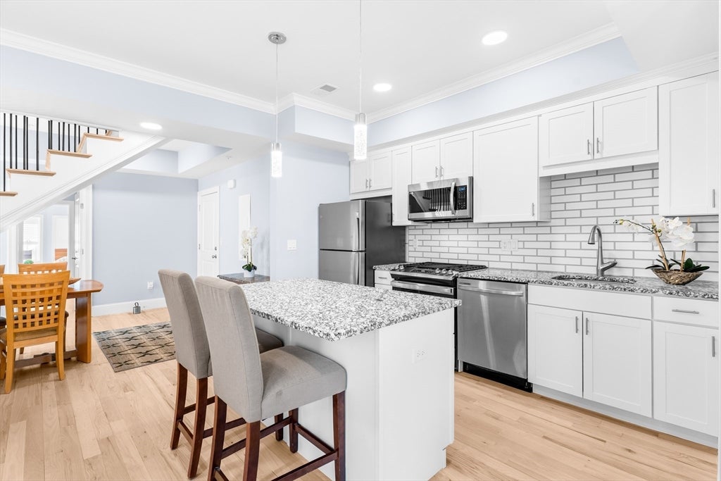 7 Waumbeck St #3, Boston, MA Photo #11