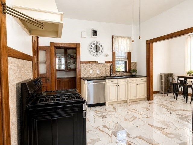 86 Bowdoin St, Springfield, MA, 86 Bowdoin St, Springfield, MA Photo #8
