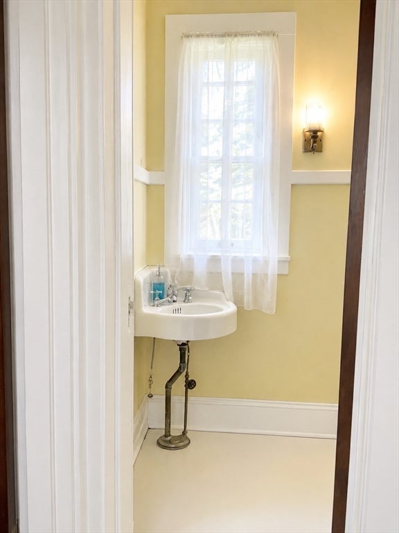 86 Bowdoin St, Springfield, MA, 86 Bowdoin St, Springfield, MA Photo #28