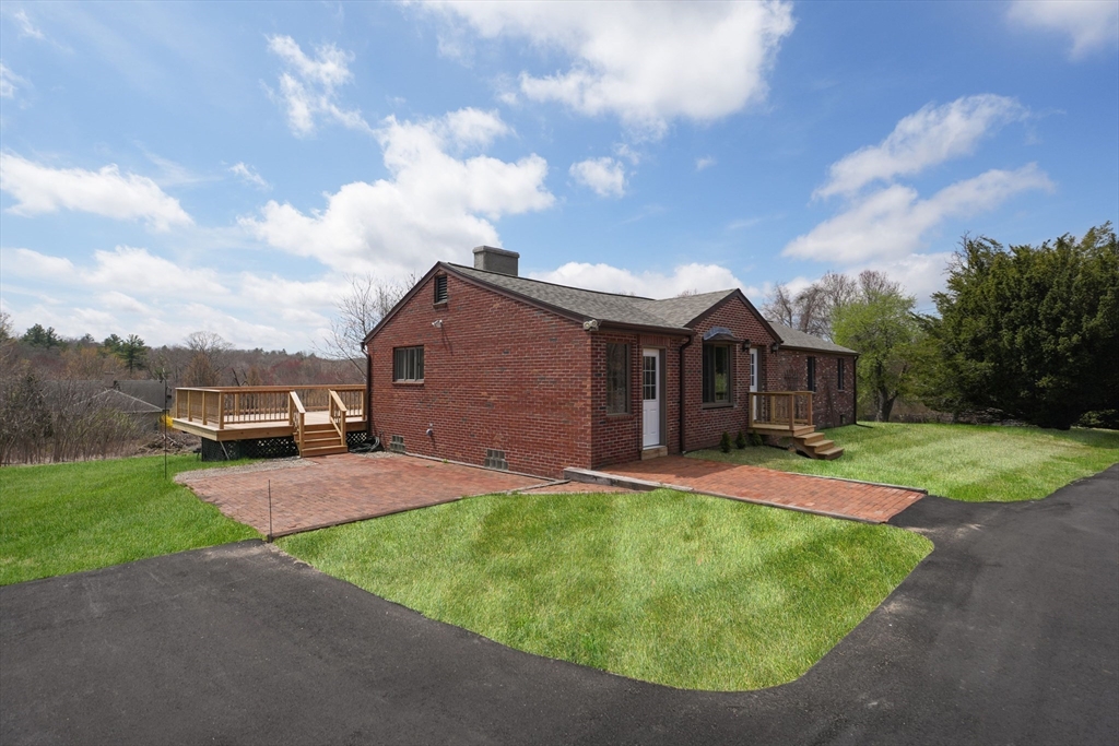 1477 Dunhamtown Brimfield Rd