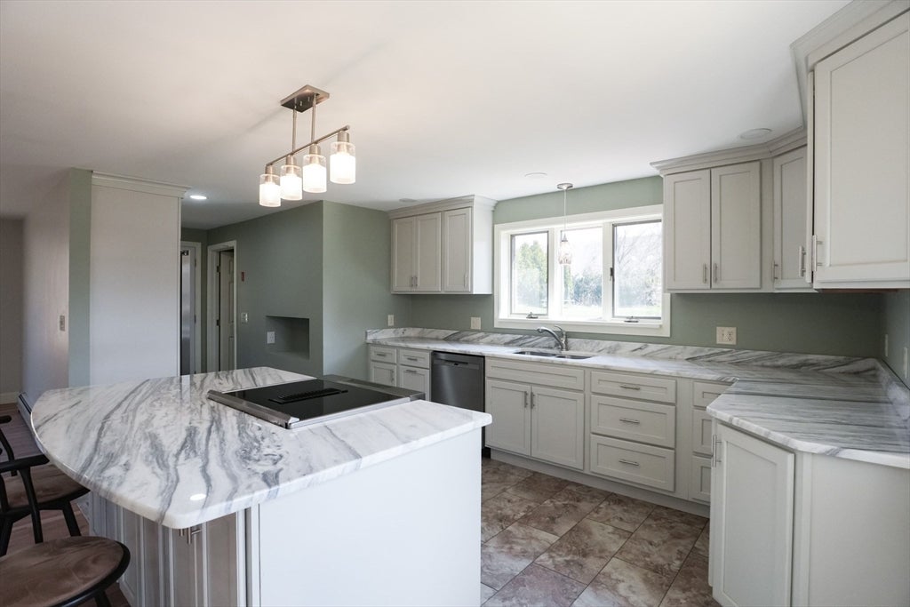 1477 Dunhamtown Brimfield Rd