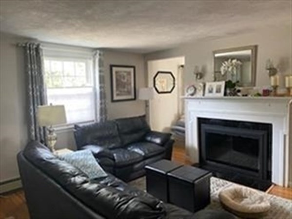 272 Brook St 0