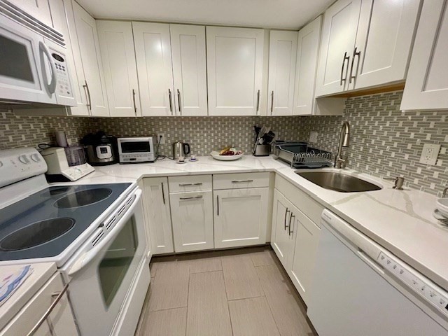 51 John St 201