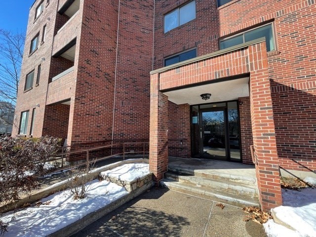 51 John St 201