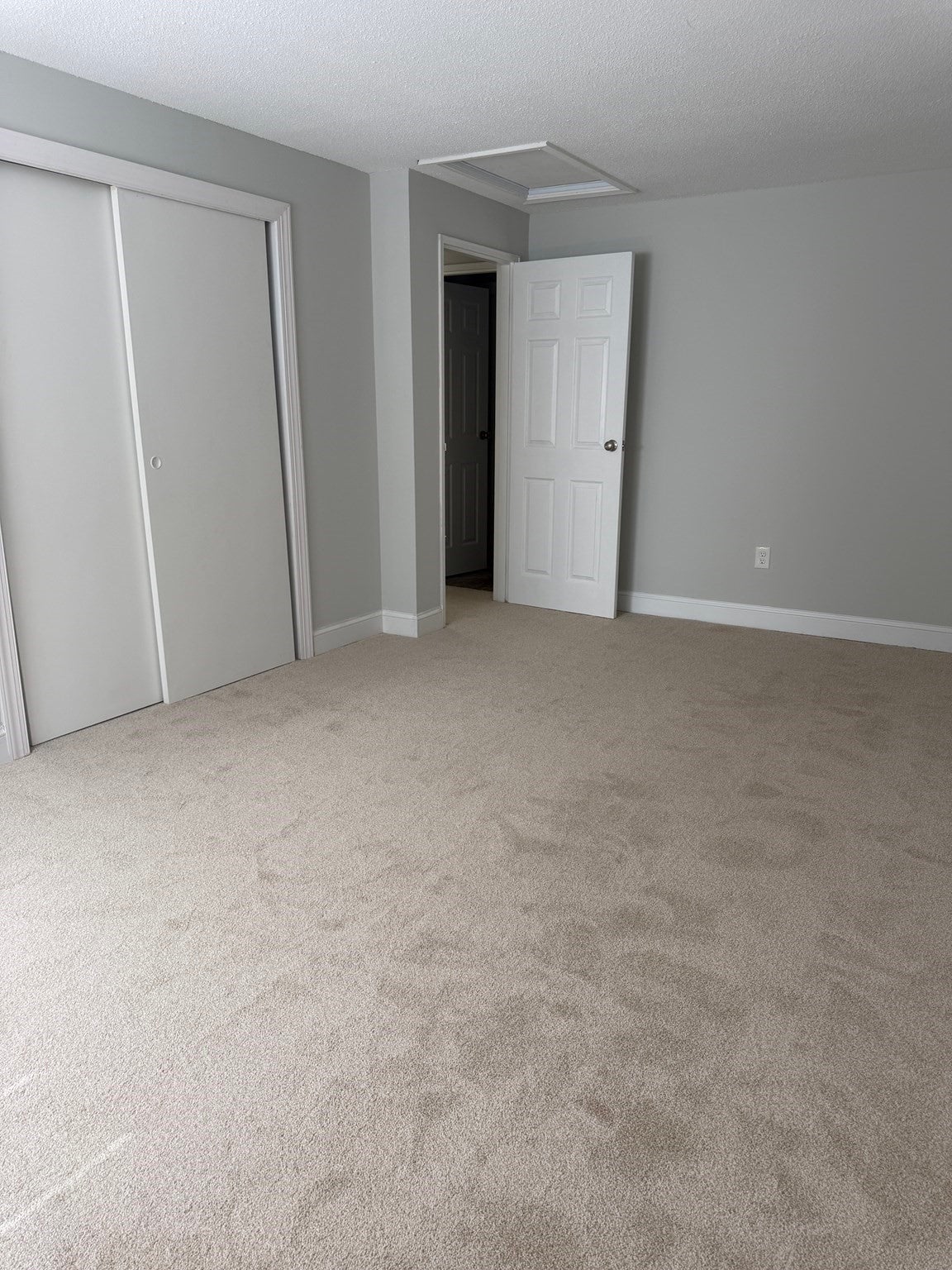 27 Village Rock Lane 22