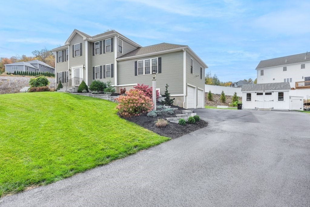 51 Woodside Avenue