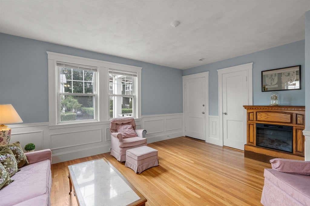 35 Trapelo St