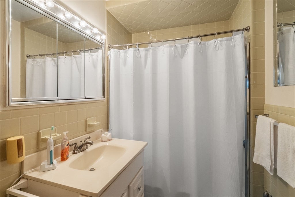 35 Trapelo St, Boston, MA, 35 Trapelo St, Boston, MA Photo #18