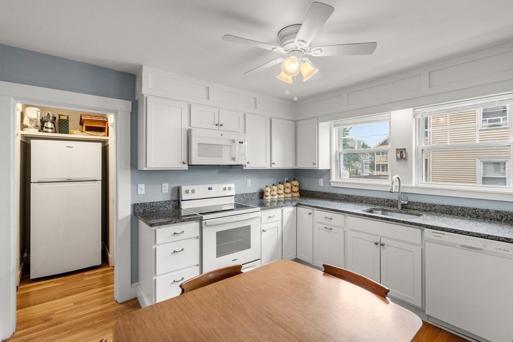 35 Trapelo St