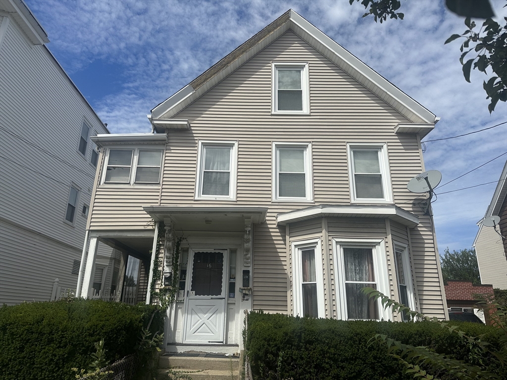 16 Oakes St