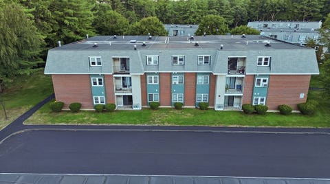 Photo of 5 New Haven #204, Nashua, NH 03063 (MLS # 73561495)