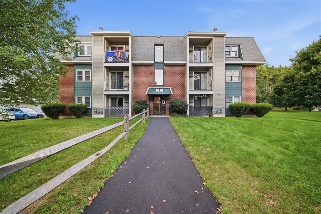 5 New Haven #204, Nashua, NH Photo #3