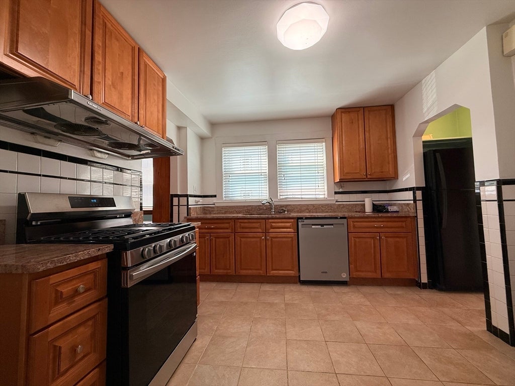 509 School ST #1, Belmont, MA, 509 School ST #1, Belmont, MA Photo #3