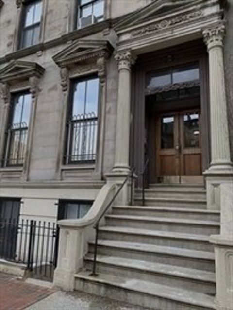 703 Massachusetts Ave 11 Boston MA 02118