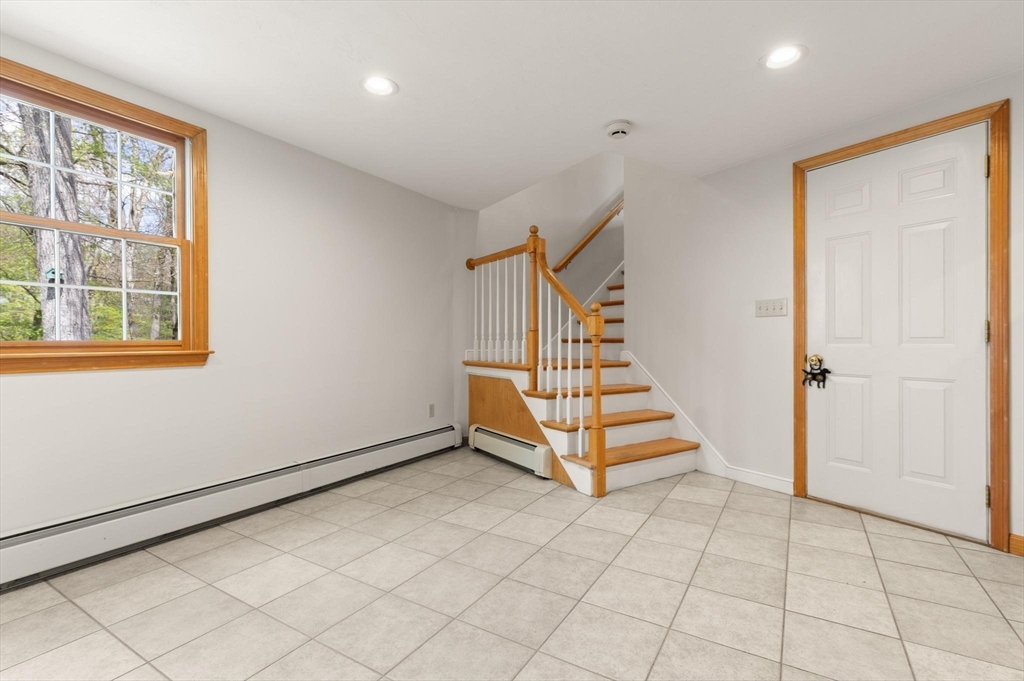 15 Conrod Ct, Mansfield, MA Photo #19