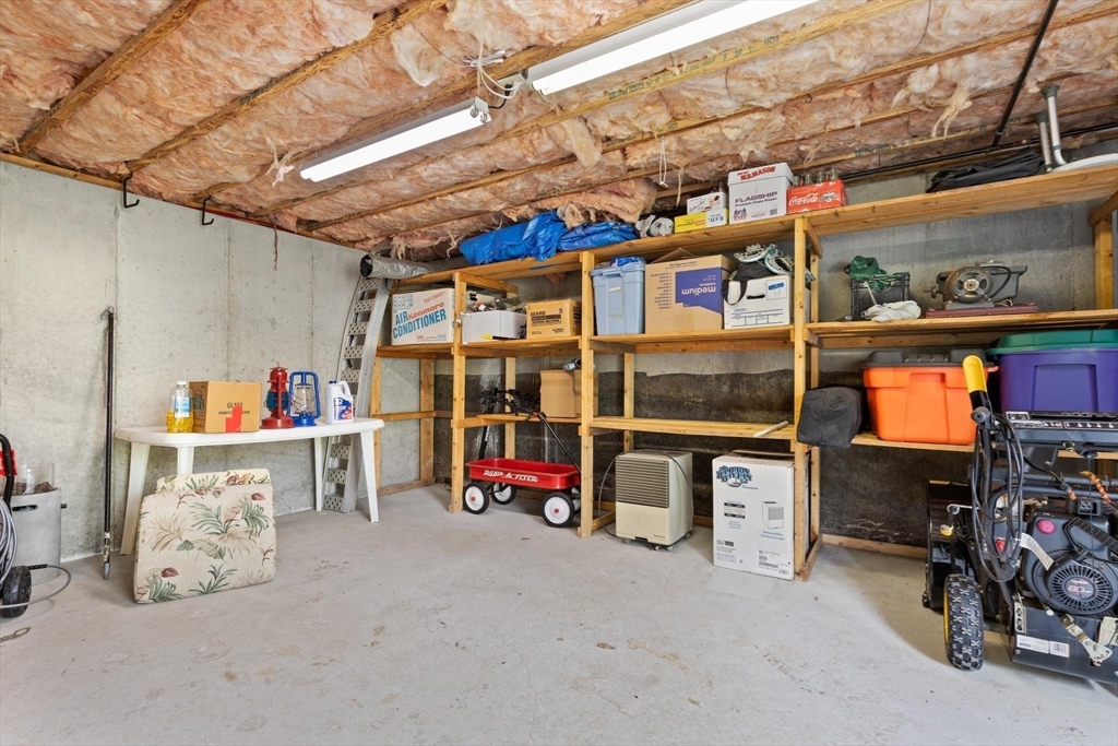 15 Conrod Ct, Mansfield, MA Photo #33