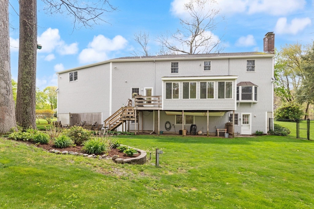 15 Conrod Ct, Mansfield, MA Photo #36