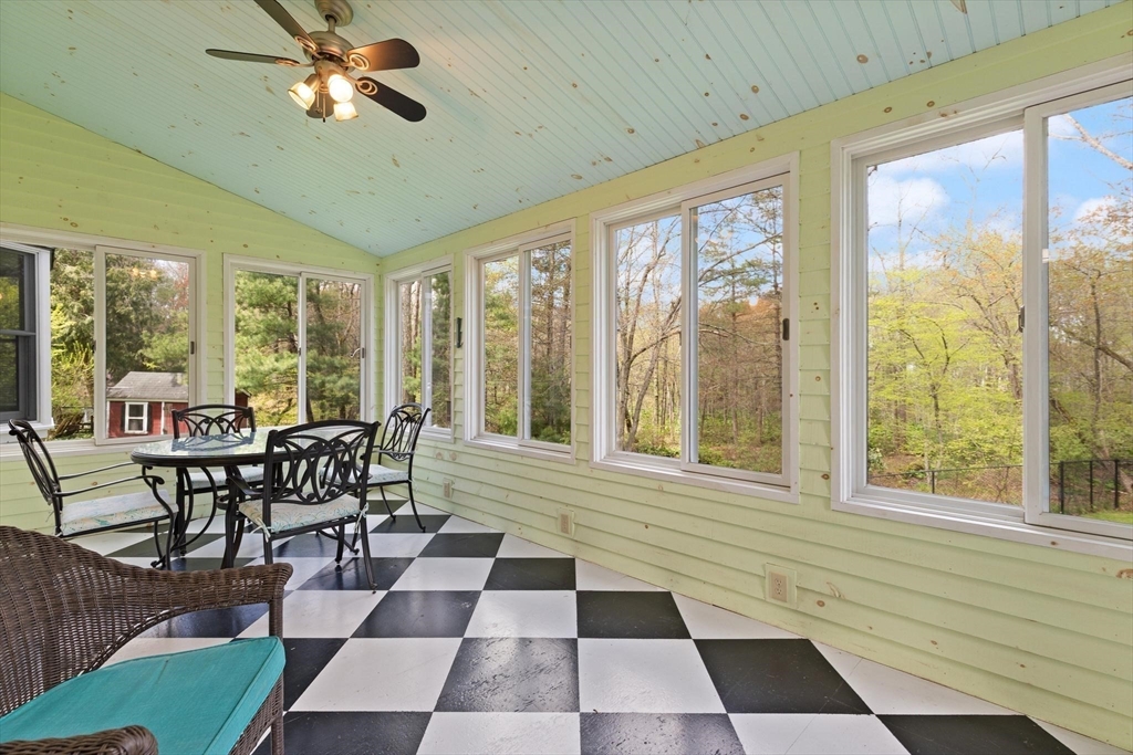 15 Conrod Ct, Mansfield, MA Photo #16