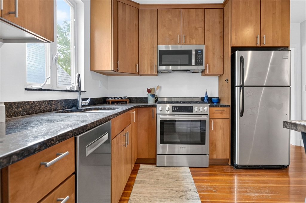 20 Carver Street #3, Cambridge, MA Photo #8