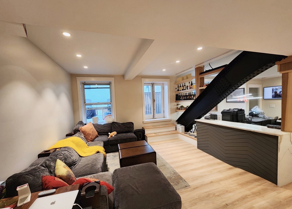 416 Commonwealth Ave 408