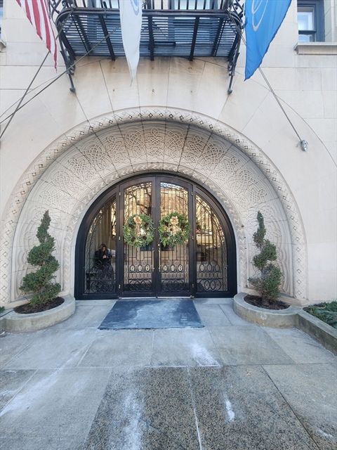 416 Commonwealth Ave 408 Boston MA 02215