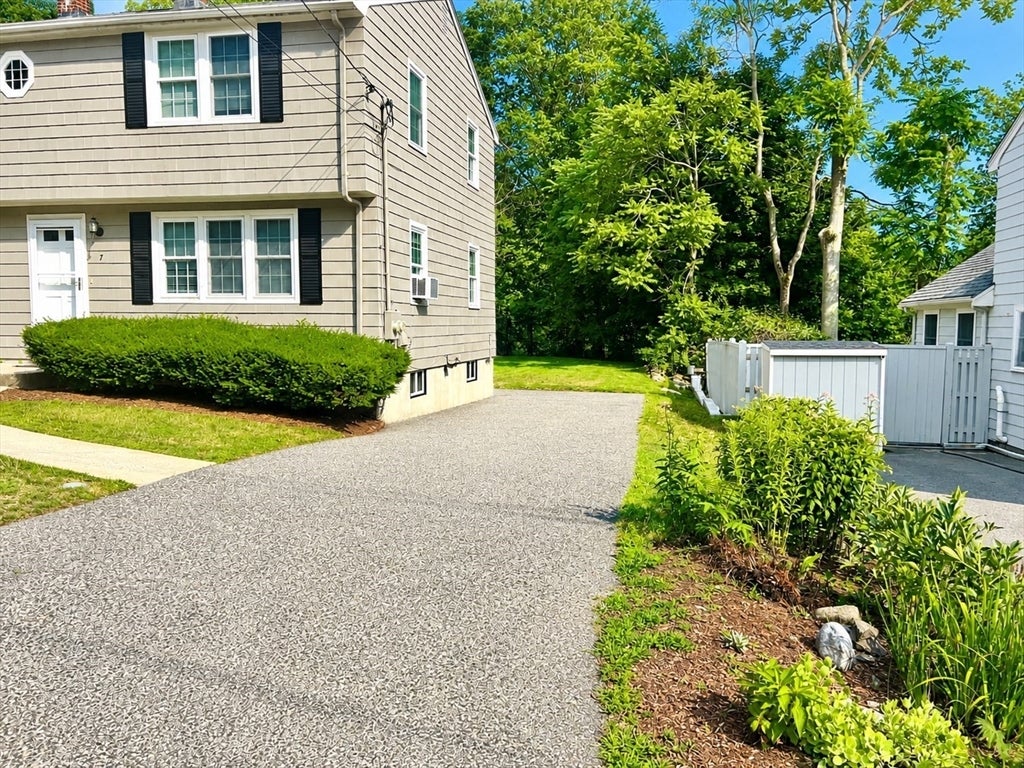 7 Ridge Street, Winchester, MA, 7 Ridge Street, Winchester, MA Photo #2