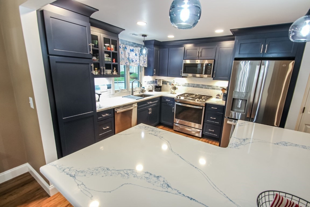 119 Brickett Hill 119