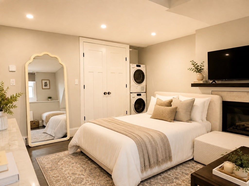 107 Charles ST #401, Boston, MA Photo #4