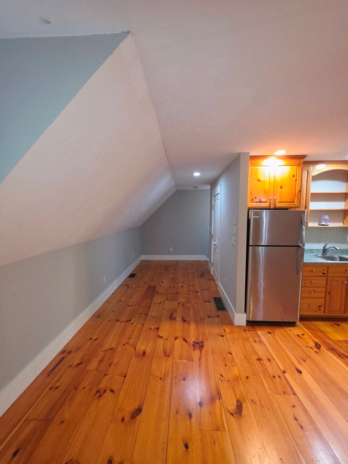 370 Westford Rd #1, Dunstable, MA, 370 Westford Rd #1, Dunstable, MA Photo #2