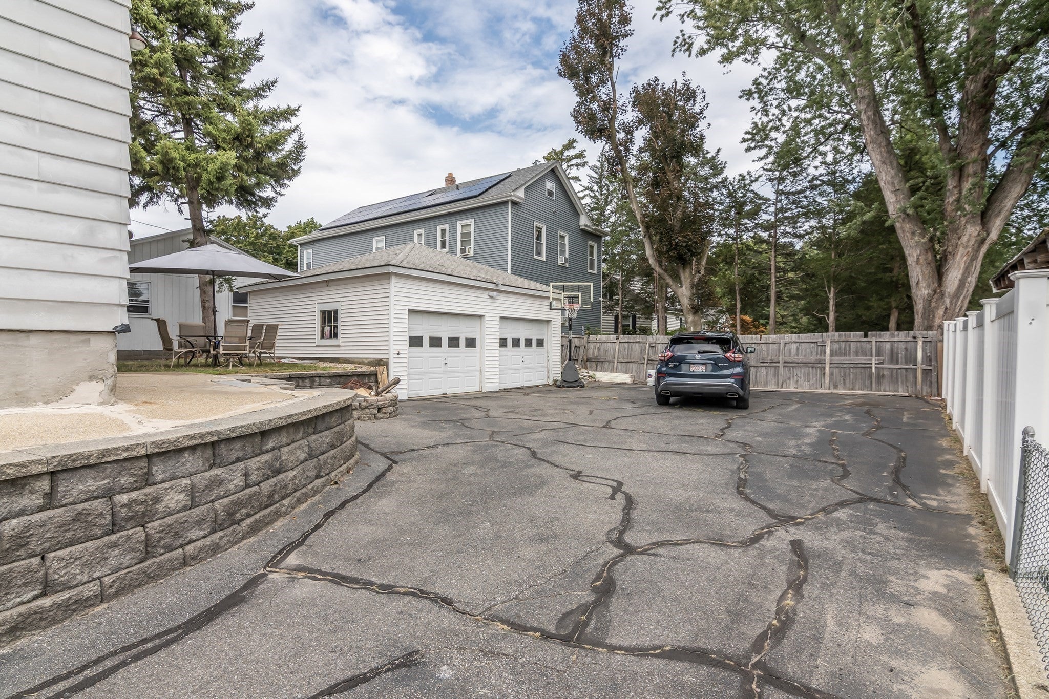 277 Cumberland Rd
