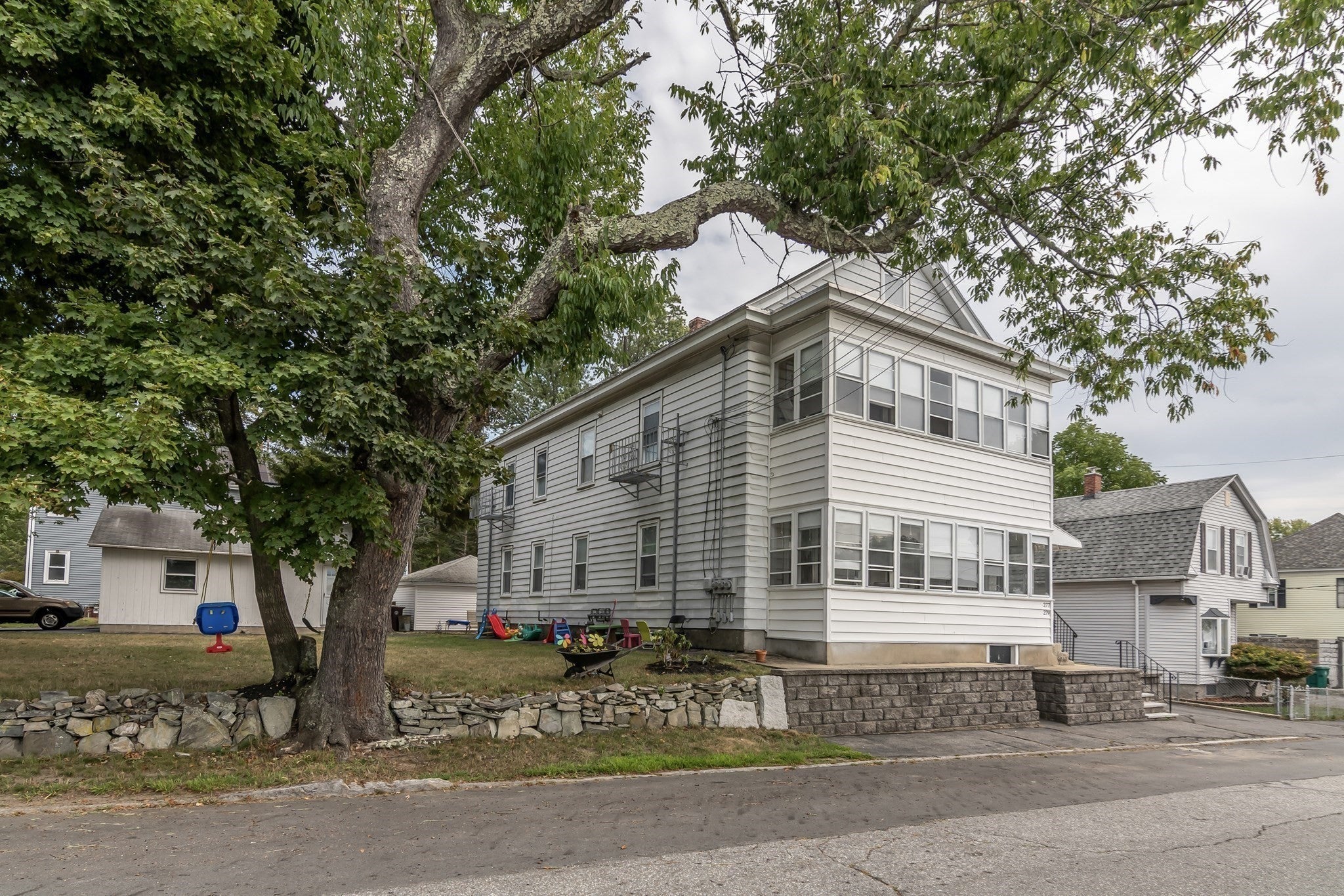 277 Cumberland Rd