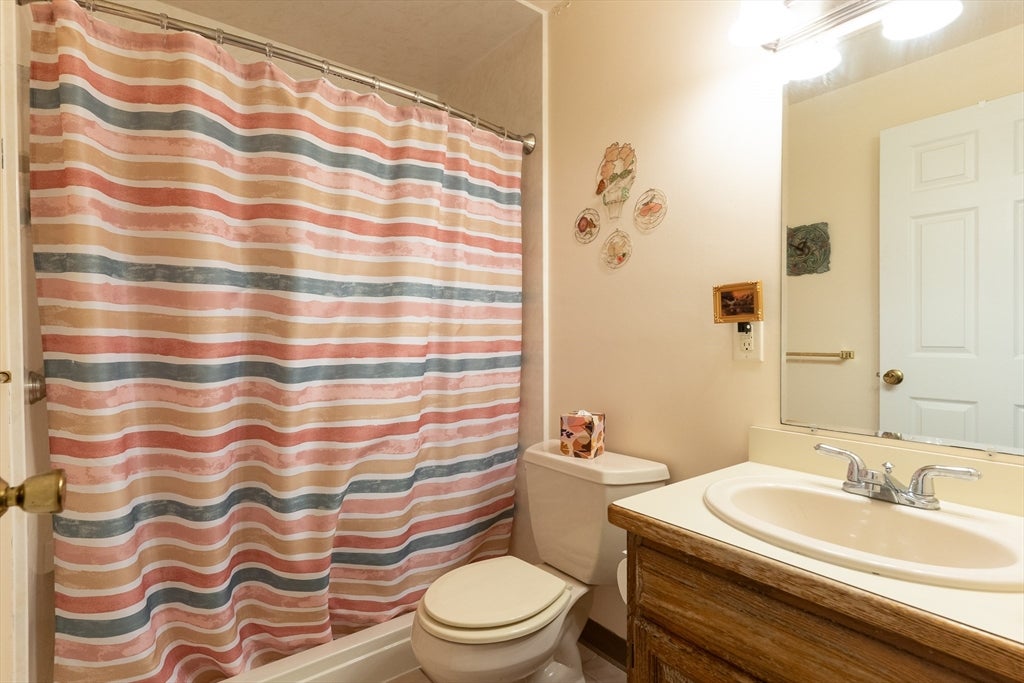 104 Brunnell Ave #104, Brookfield, MA, 104 Brunnell Ave #104, Brookfield, MA Photo #17
