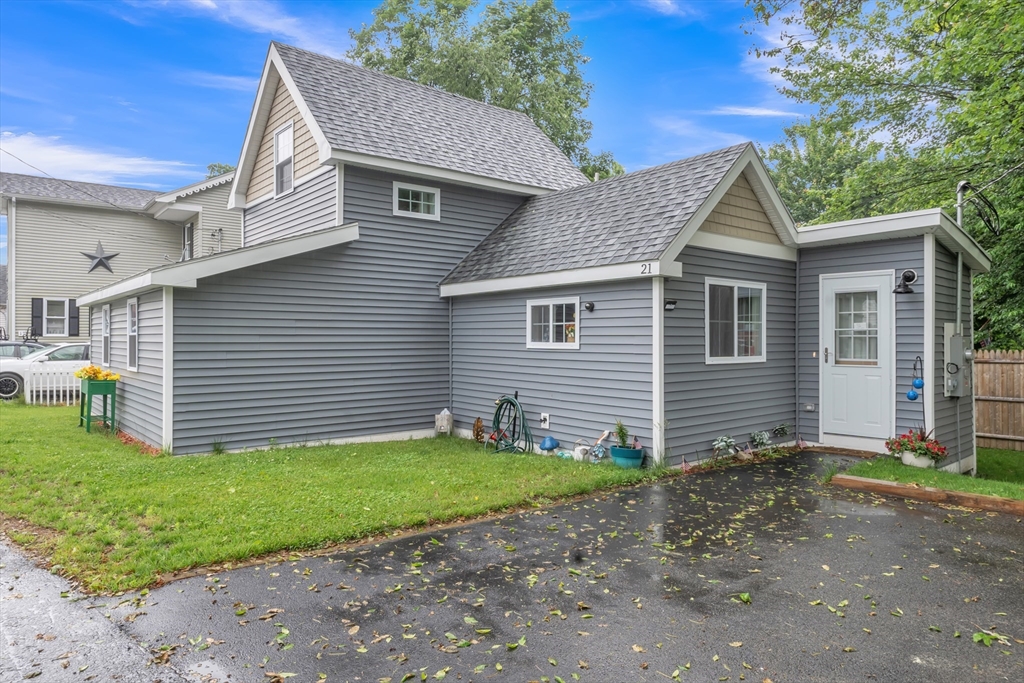 21 Myrtle Ave