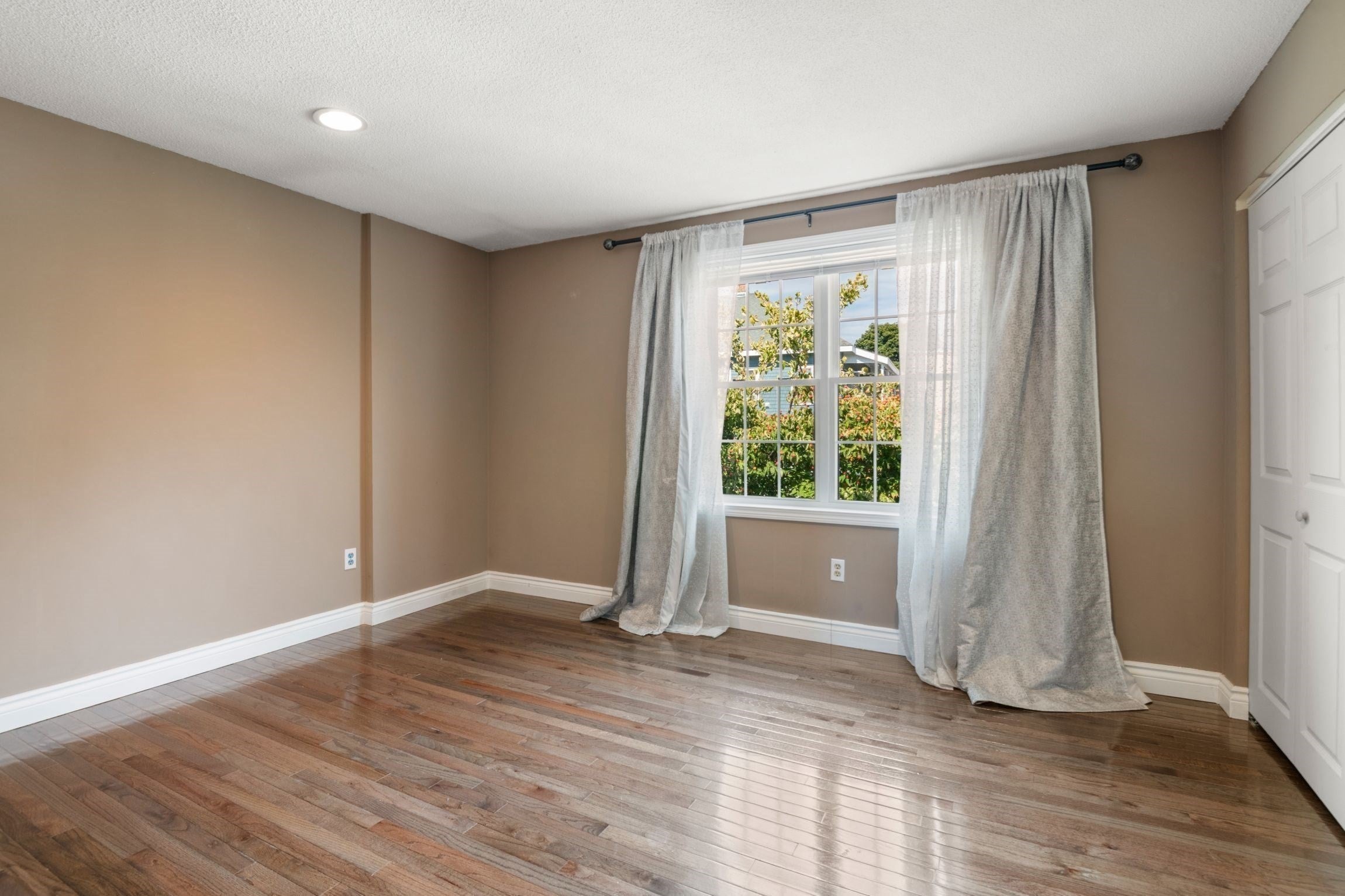 129 Lowell Street #4, Peabody, MA, 129 Lowell Street #4, Peabody, MA Photo #22