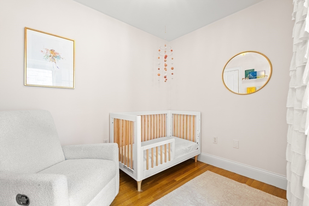 Boston, Massachusetts 02127, United States, 1 Bedroom Bedrooms, ,1 BathroomBathrooms,Residential,Pending,139130