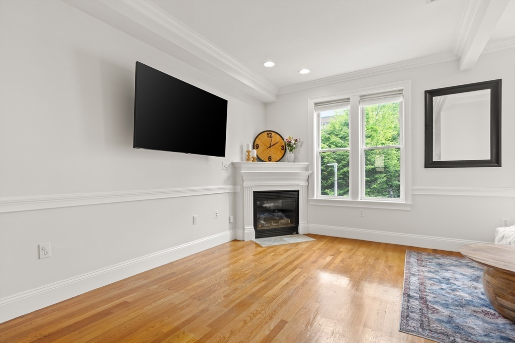 53 Woodward St 2