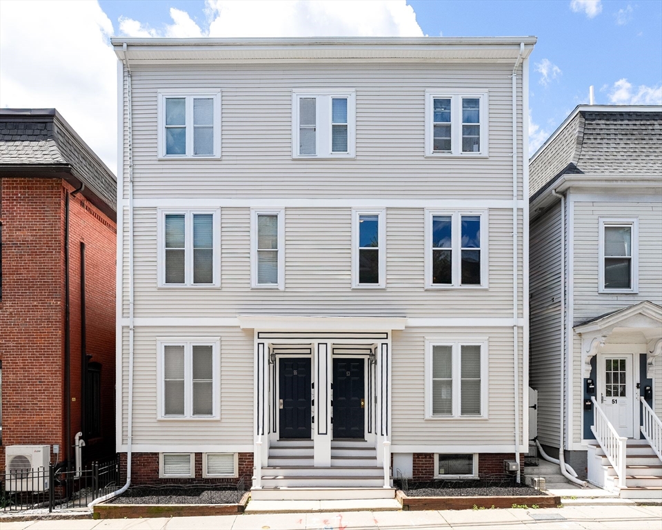 Boston, Massachusetts 02127, United States, 1 Bedroom Bedrooms, ,1 BathroomBathrooms,Residential,Pending,139130