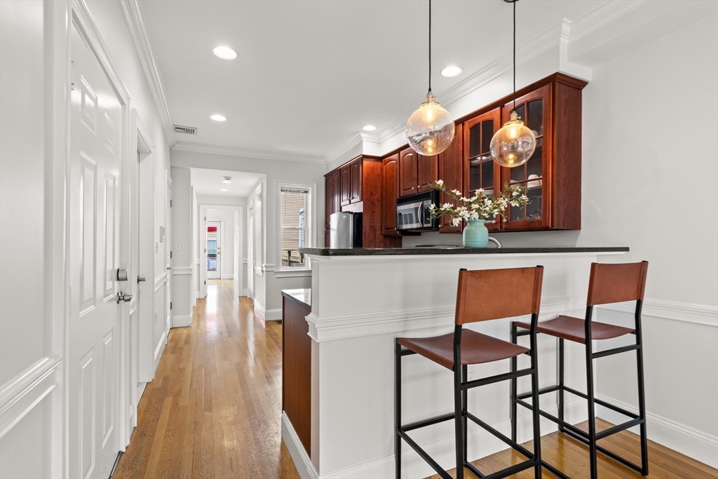 Boston, Massachusetts 02127, United States, 1 Bedroom Bedrooms, ,1 BathroomBathrooms,Residential,Pending,139130