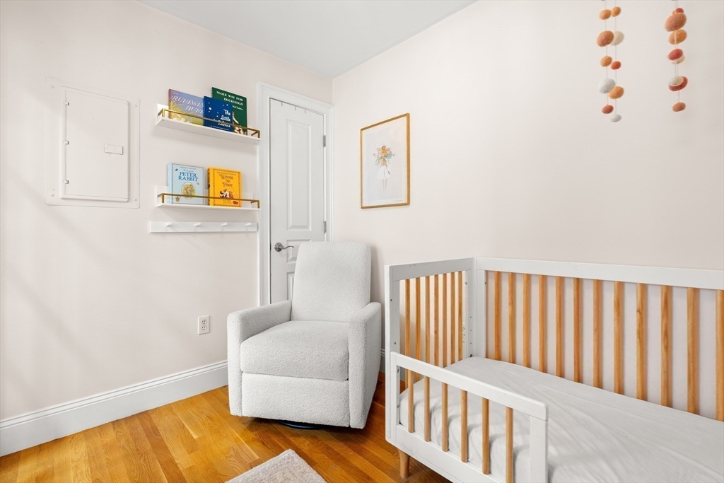 Boston, Massachusetts 02127, United States, 1 Bedroom Bedrooms, ,1 BathroomBathrooms,Residential,Pending,139130