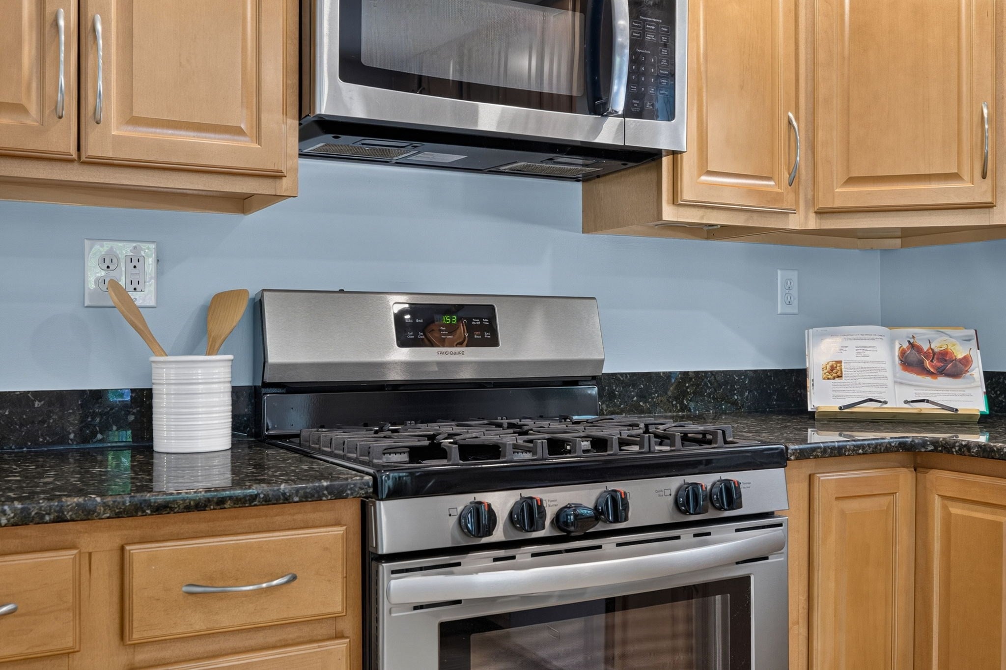 19 Bellaire Rd, Boston, MA, 19 Bellaire Rd, Boston, MA Photo #14