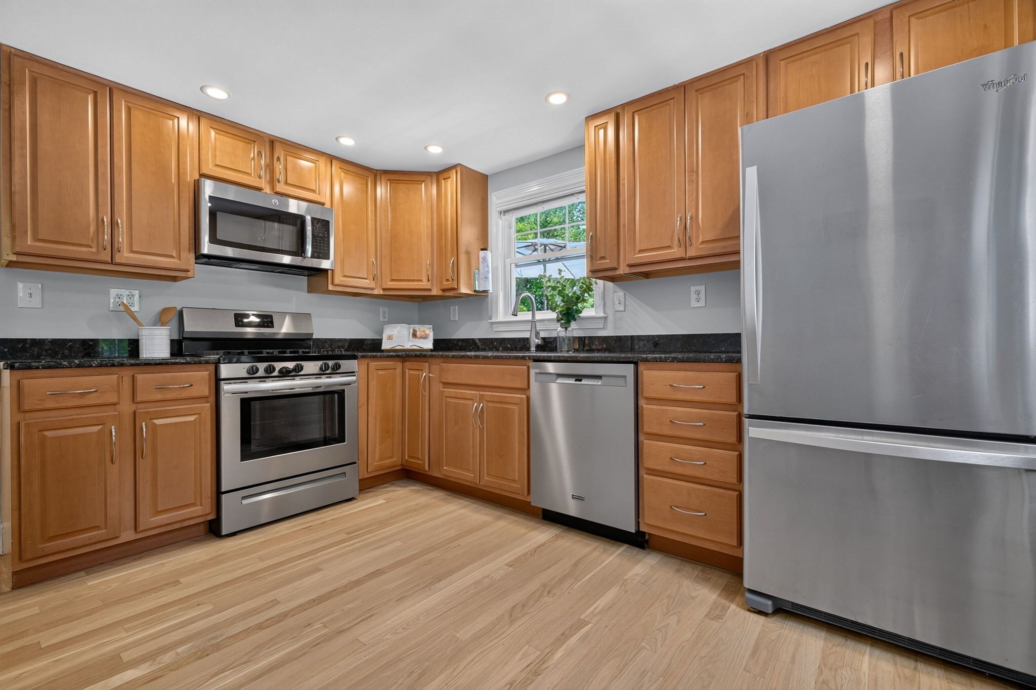 19 Bellaire Rd, Boston, MA, 19 Bellaire Rd, Boston, MA Photo #12