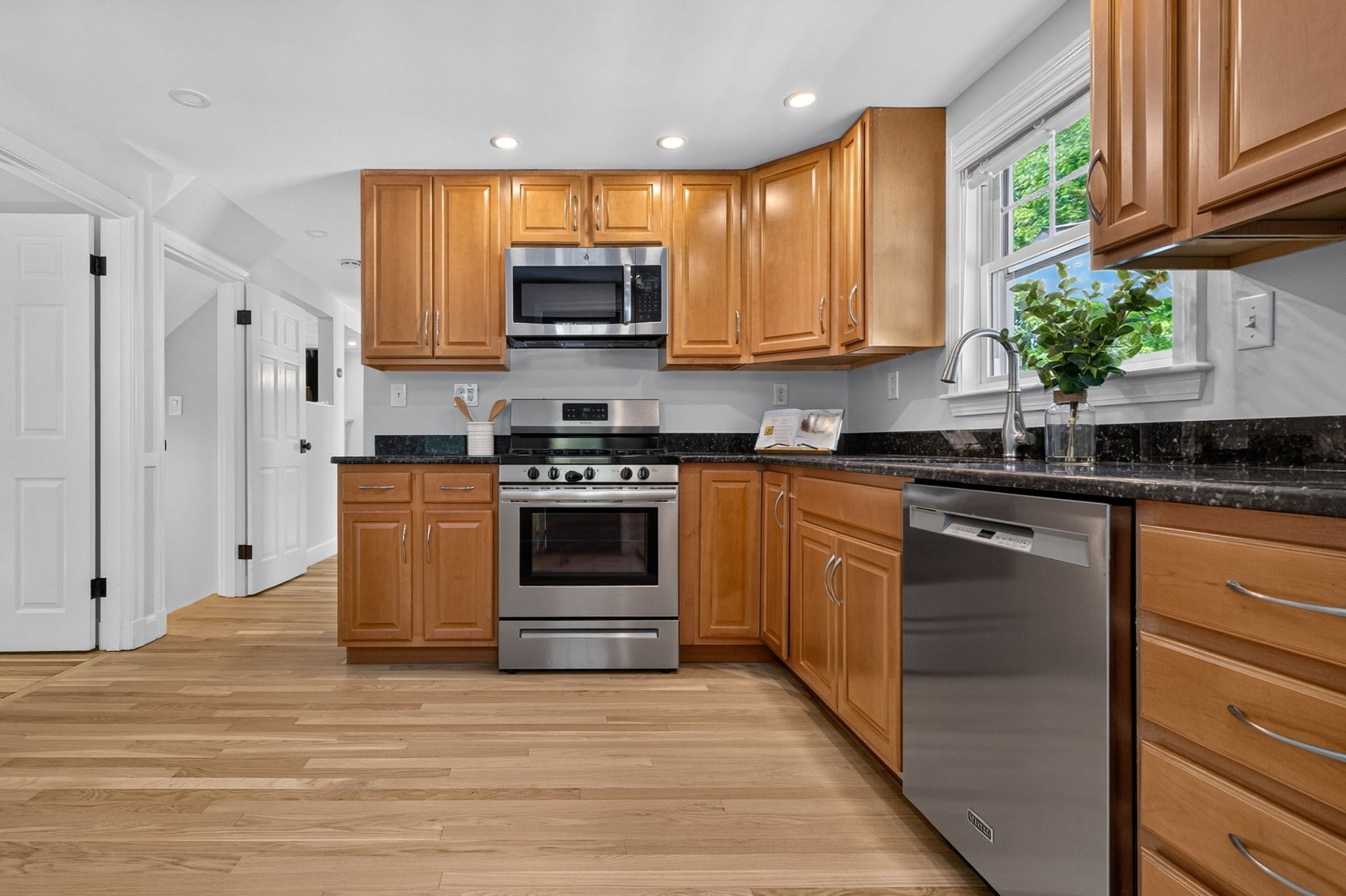 19 Bellaire Rd, Boston, MA, 19 Bellaire Rd, Boston, MA Photo #11