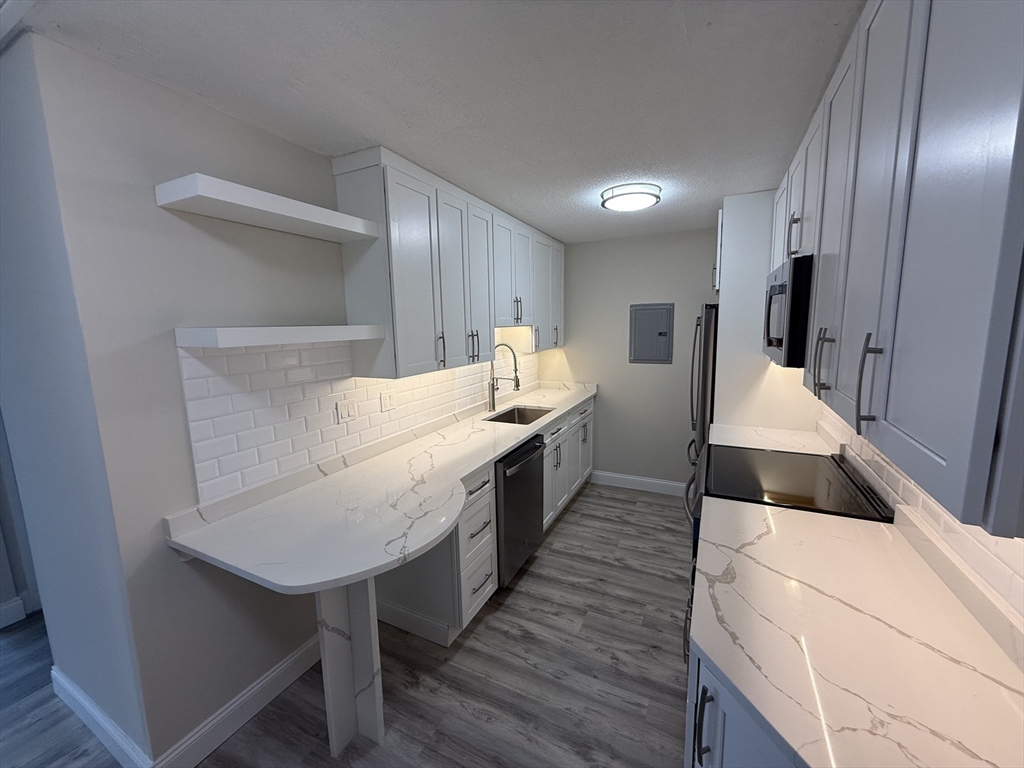 566 Commonwealth Ave 308