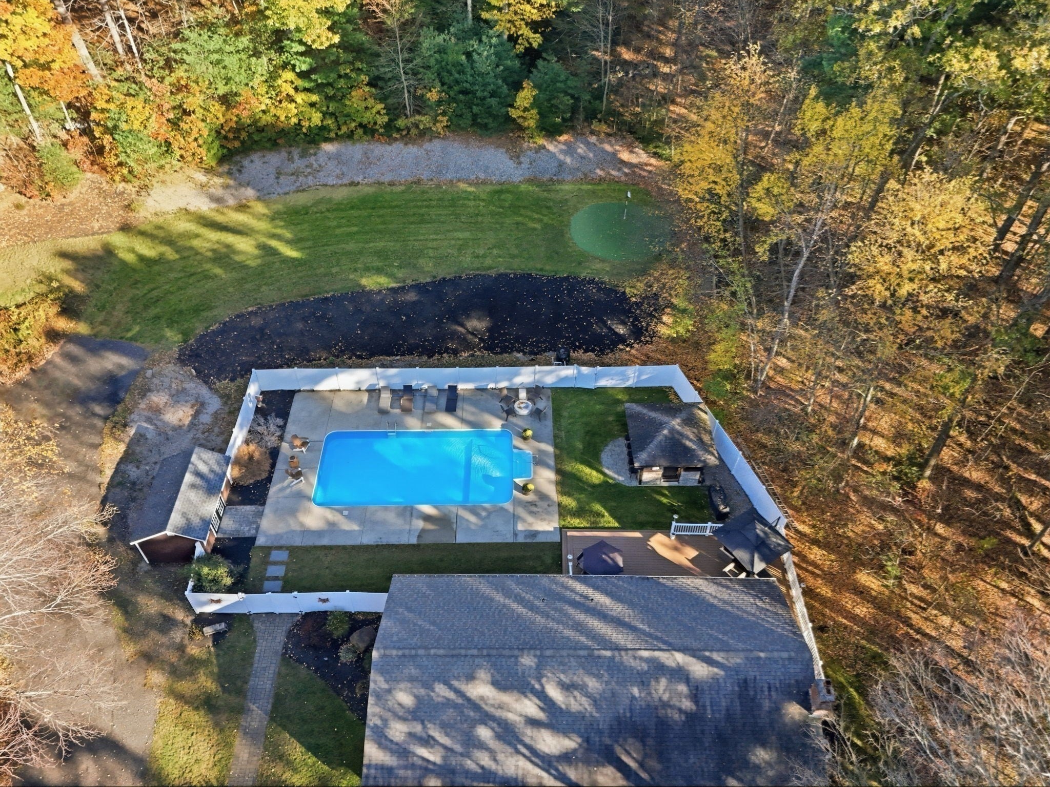 60 E Brimfield Rd, Holland, MA Photo #39