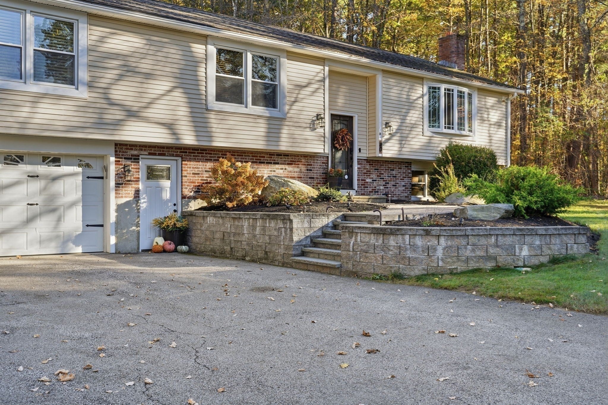 60 E Brimfield Rd, Holland, MA Photo #41