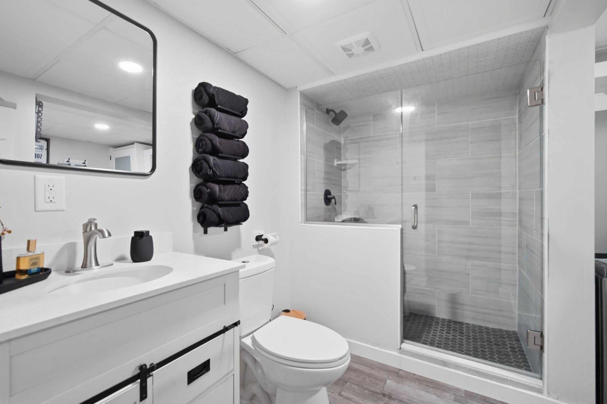 60 E Brimfield Rd, Holland, MA Photo #27