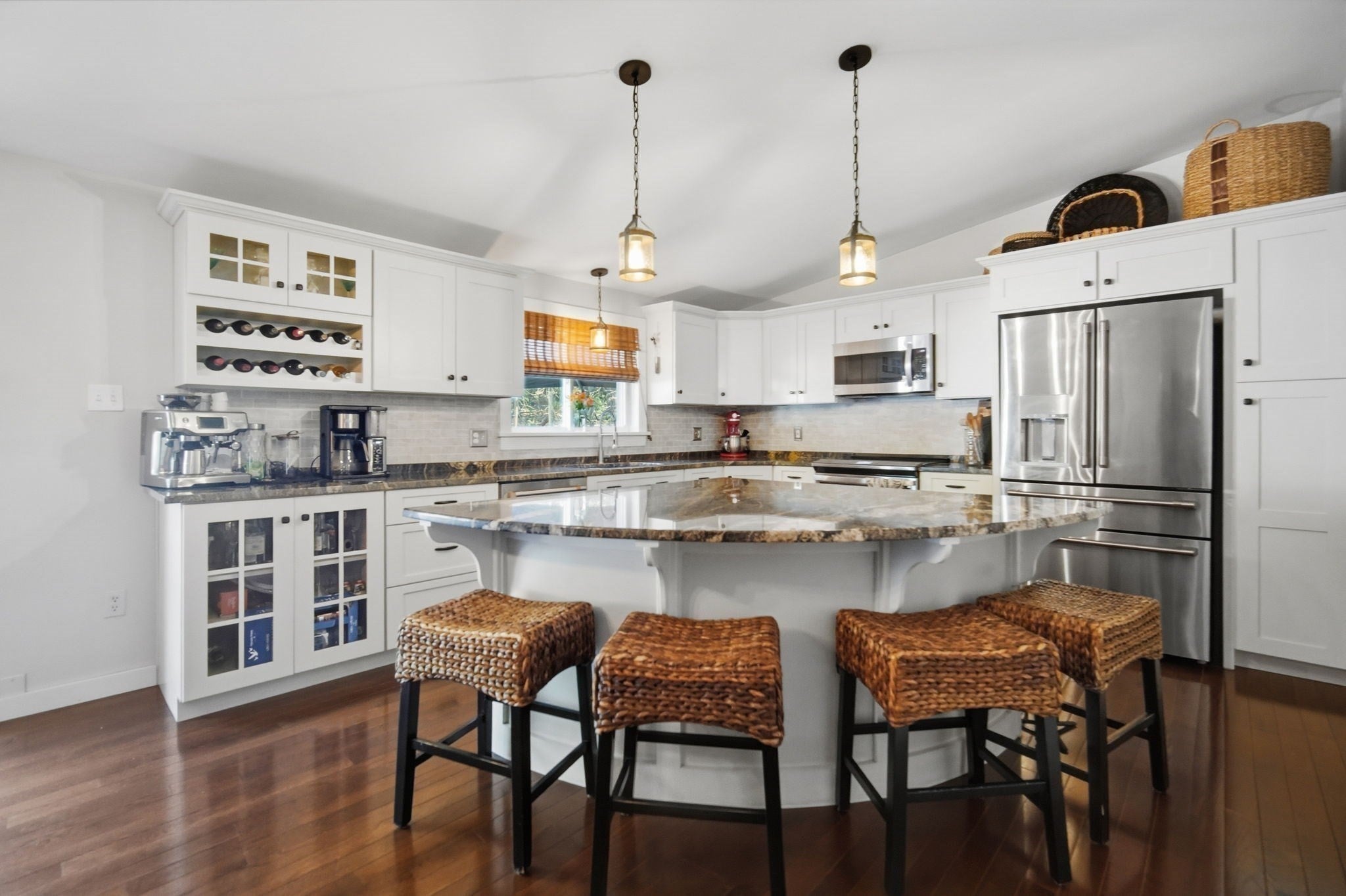 60 E Brimfield Rd, Holland, MA Photo #8